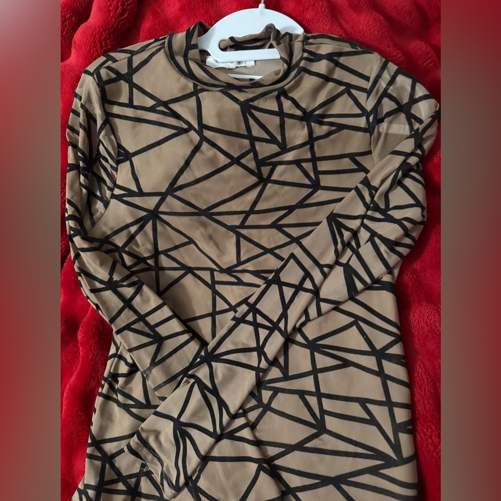 The Vintage Shop Tan and Black Patterned Top - Picture 3 of 8